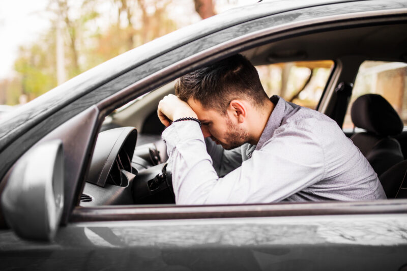 when to hire a car accident lawyer